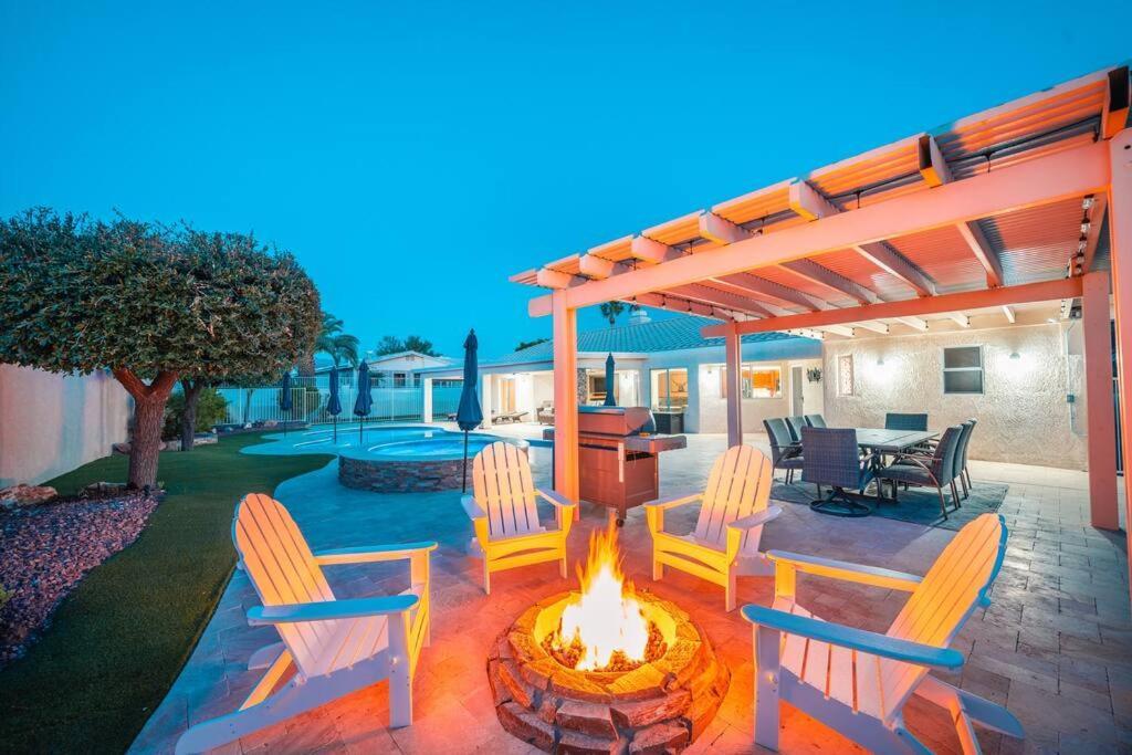 Grand Havasu Oasis With Custom Pool & Spa! レイク・ハヴァス・シティ エクステリア 写真