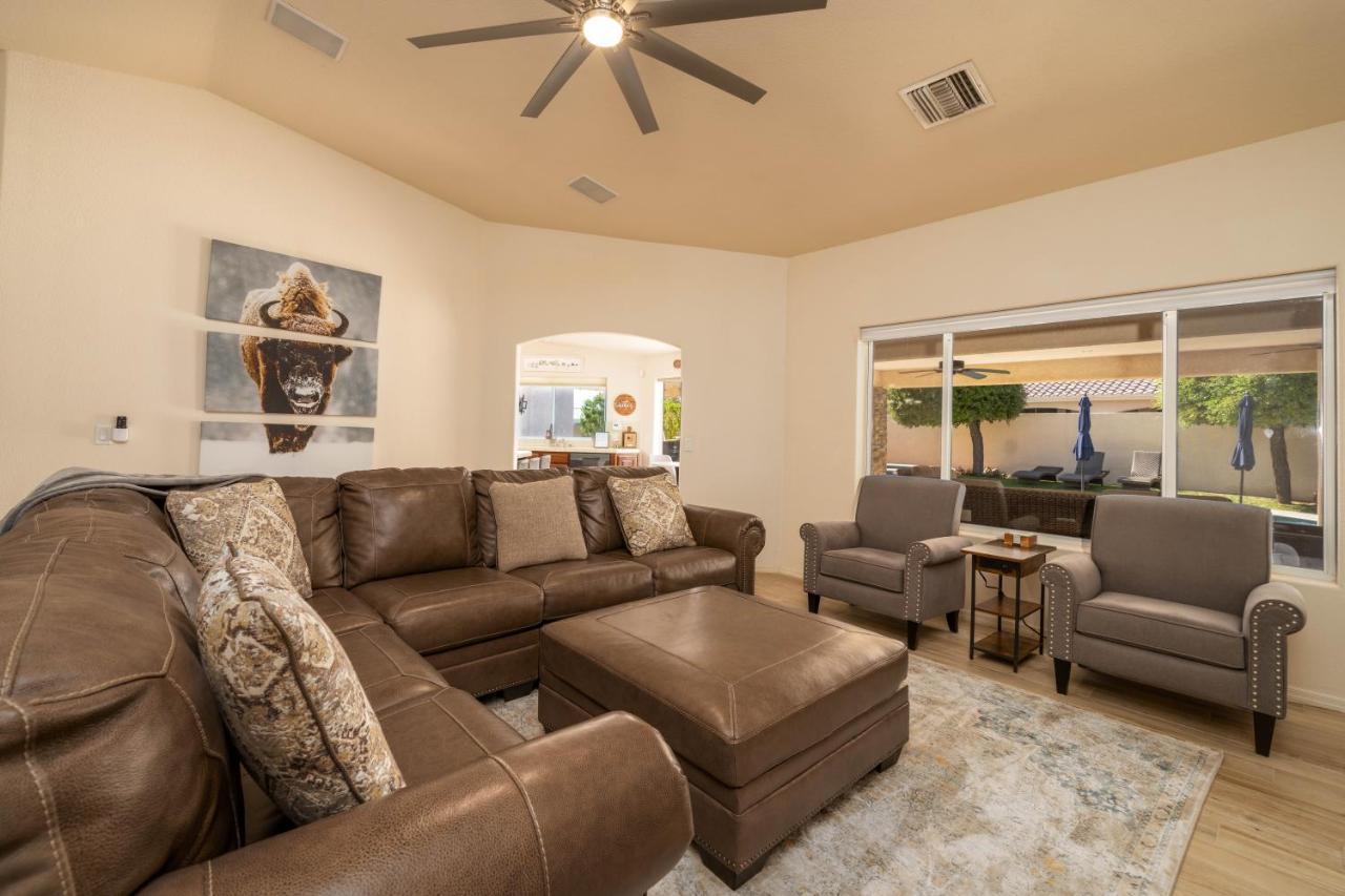 Grand Havasu Oasis With Custom Pool & Spa! レイク・ハヴァス・シティ エクステリア 写真