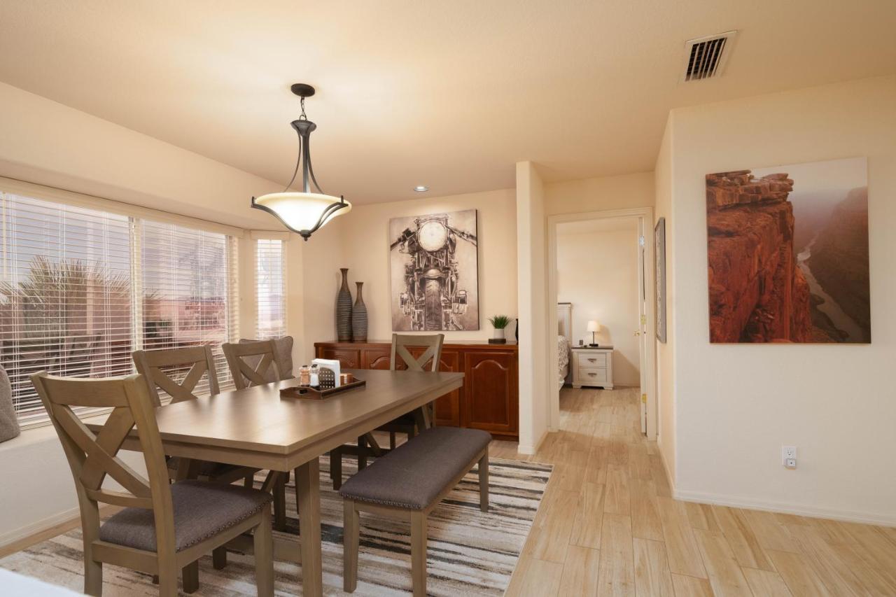 Grand Havasu Oasis With Custom Pool & Spa! レイク・ハヴァス・シティ エクステリア 写真